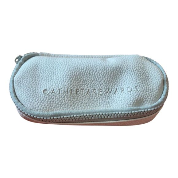 Athleta Rewards Sunglass Case Travel Pack - Picture 1 of 6